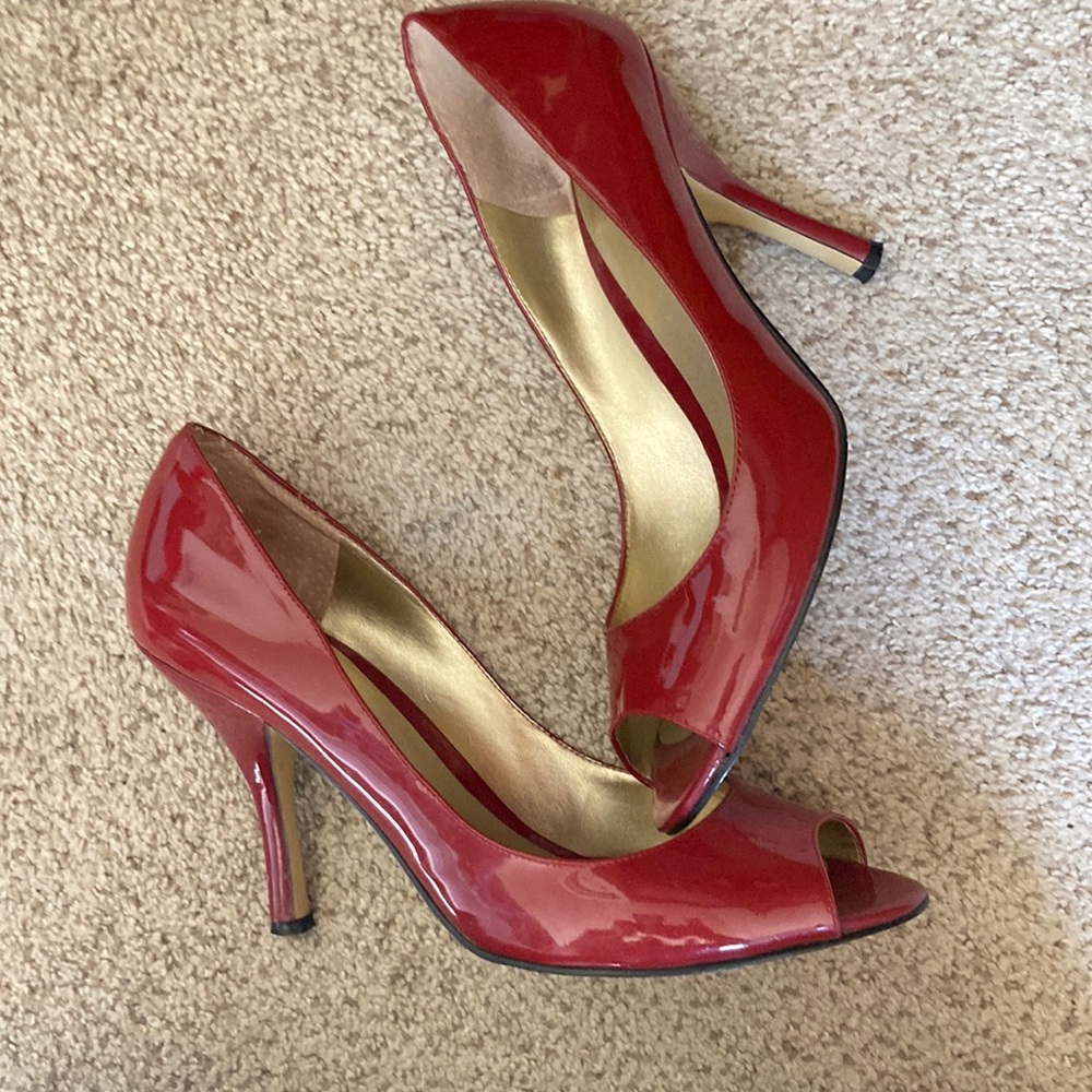 Nine West Red Patent Heels size 8-1/2